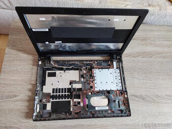 Lenovo G505s - Plasty