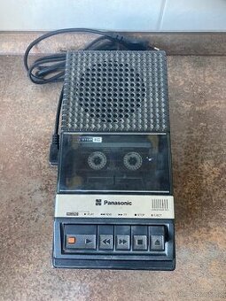 Přehrávač Panasonic QR 2106 - kazeta se točí, zvuk nejde