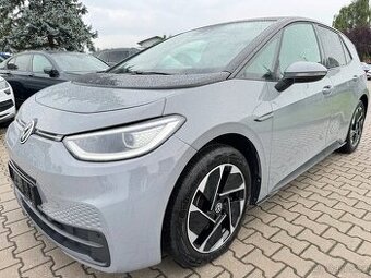 Volkswagen ID.3 Peroformance 150kw,matrix,kamera,keyless,TČ