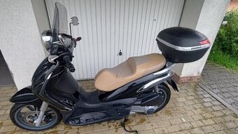 Skútr Piaggio Beverly 300 I.E.