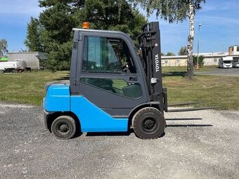 Manipulační vozík - Vysokozdvižný vozík Toyota 2.5T