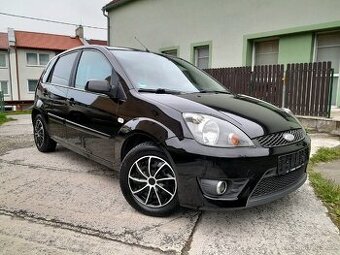 Ford Fiesta 1.3i 51kW rok 2007 naj.180tis. NOVÁ STK