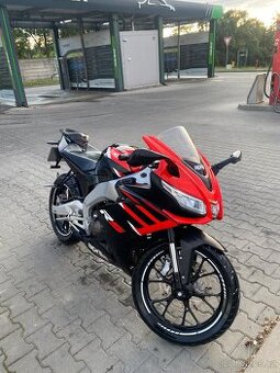 Aprilia RS 125 4t 2022 A1