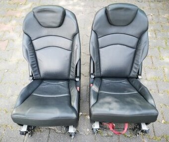 Sedačky Peugeot 807