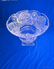 Velká broušená mísa na ovoce, český křišťál