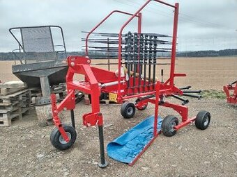 Metal-Technik shrnovač píce 3,6m a 4,2m