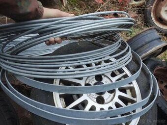 Armovací železo vhodné do straceného bedneni