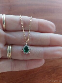 Řetízek s přívěskem Nový