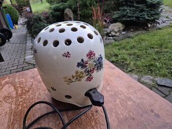 Starožitné porcelánové topidlo