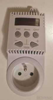 Termostatická spínací zásuvka 230V/3500 W