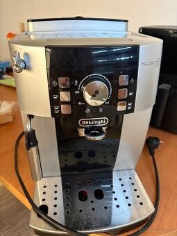 Automatický kávovar De’Longhi Magnifica S