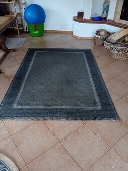 koberec přírodní šedý