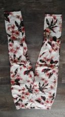 Capri kalhoty značka F&F