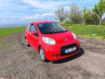 Citroën C1, 1.0, 50kw, 2x sada kol, servis