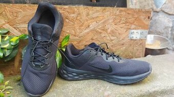 Botasky Nike vel.39