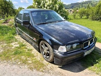 BMW E36 sedan ND