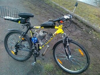 Motokolo 2takt+bedna dílů