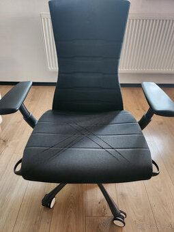HermanMiller X Logitech G EMBODY Gaming Black Černá