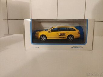 Abrex Škoda Superb AAA taxi