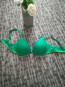 Krásná push up - 1