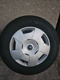 Pneu 215/65 r16 c