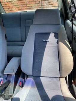 Sedačky Recaro