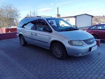 Chrysler Grand Voyager -2,5 CRD-105kW
