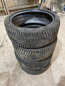 Pneu Michelin 215/40R17 zimní