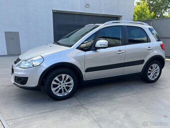SUZUKI SX4 1.6i 88KW 4x4 75000KM TAŽNÉ VYHŘ.SEDA.LETNÍ+ZIMNÍ