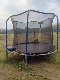 Trampolínu Marine