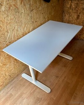 Stůl Ikea Bekant 120x70