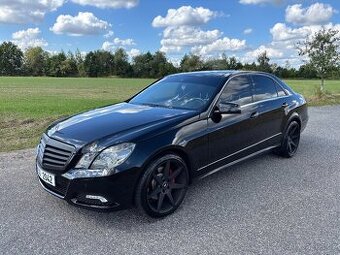 Mercedes-Benz E350CDi 4Matic Avantgarde - po servisu