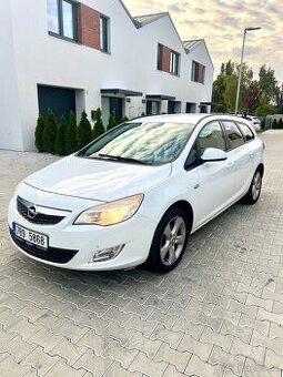 Opel Astra 1.4 Turbo 103 kW