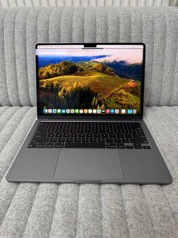 MacBook Air M3 13,6” Space Gray 8GB/256GB 24