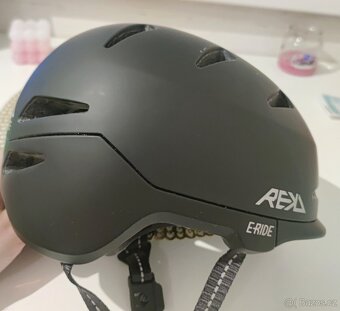 Helma na elektrokolobezku REKD Urbanlite E-Ride