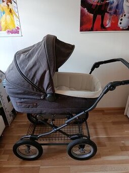 Hluboký kočárek inglesina