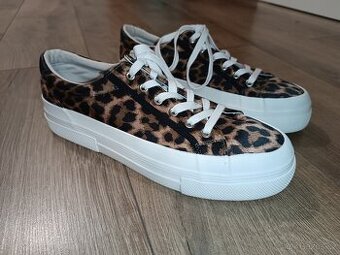 Dámské boty značky Reserved