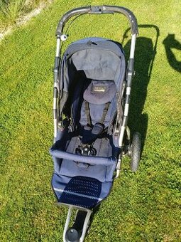 Kočárek sportovní