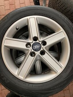 Kola Ford R16 pneu Nexen 205/55/16