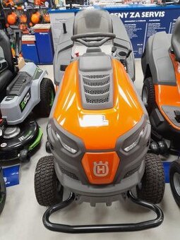 Zahradní traktor TC238Tx