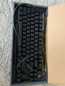 Herní klávesnice logitech