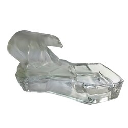 Popelník s medvědem