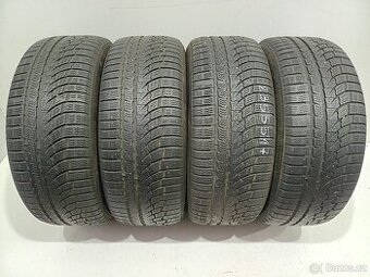 Zimní pneu 235/55/17 Nokian
