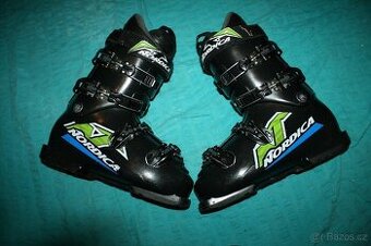 lyžáky Rossignol , Nordica 39