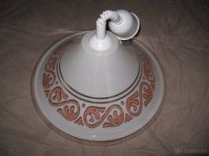 NOVÝ PLASTOVÝ LUSTR