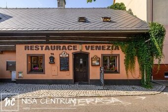 Prodej penzionu s restaurací 272 m² v centru Jablonného v Po