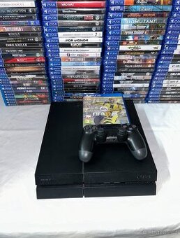 Playstation 4 + ovladač + hra