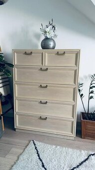 Masivní nábytek z USA