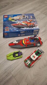 LEGO City 60373 Hasičská záchranná loď a člun