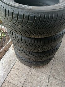 Zimní pneu 215/70 R16